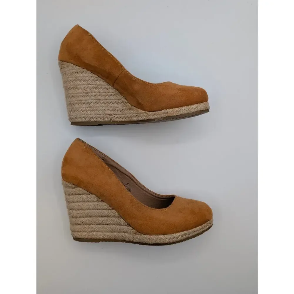 Kayleen Los Angeles Tan Suede Espadrille Wedge Heels - Size 5.5